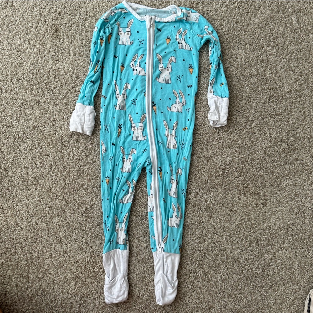 Little Sleepies 6-12 month Zippie